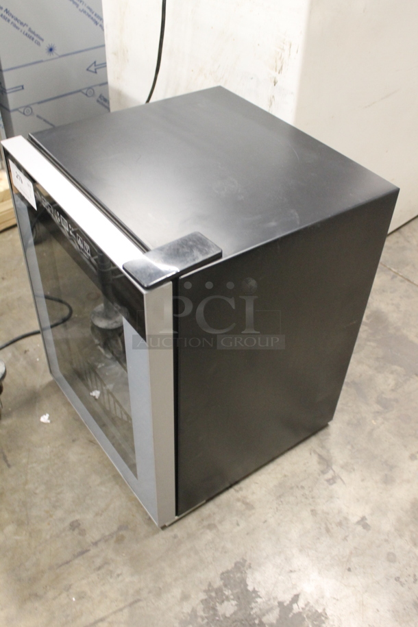 BRAND NEW SCRATCH AND DENT! Avanti WC24T2P Commercial Stainless Steel Freestanding Glass Door Wine Chiller With Polycoated Shelves And Black Cabinet On Commercial Casters. 115V. Tested And Working!  - Image 6 of 8