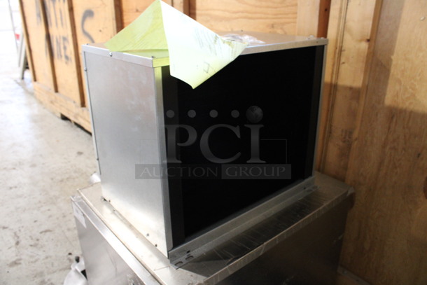 BRAND NEW Hoshizaki Model F-1000MRF-C Stainless Steel Commercial Ice Machine Head w/ Remote Compressor. 208-230 Volts, 1 Phase. 22x28x25, 22x16x18 - Image 4 of 7