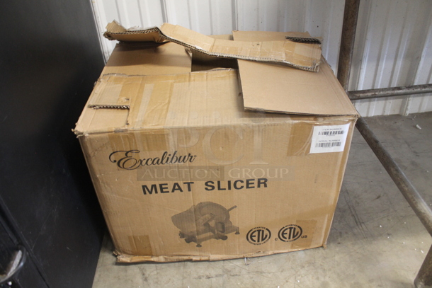 IN ORIGINAL BOX! 2018 Excalibur EPS 010 Stainless Steel Commercial Countertop Meat Slicer w/ Blade Sharpener. 110 Volts, 1 Phase. Tested and Working! - Image 6 of 6