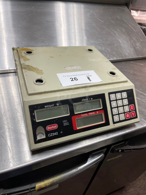 Avery Berkel CZ342 Price Computing Food Scale Countertop Two Sided TESTED Missing Top Cover - Image 2 of 9