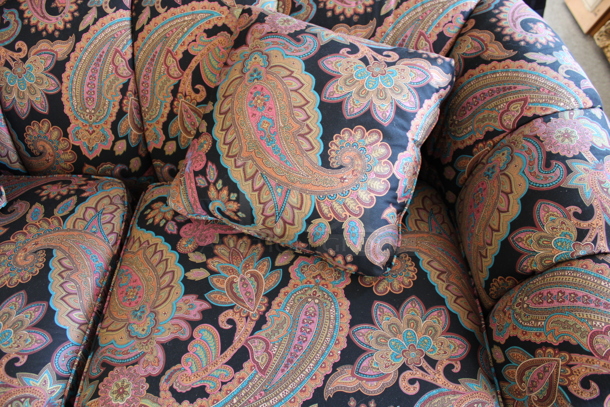 SHOW ROOM QUALITY! Henredon Paisley Patterned 2 Cushion Couch w/ 2 Pillows. - Image 9 of 9