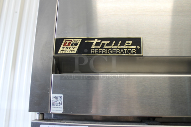 2015 True TG2R-2S ENERGY STAR Stainless Steel Commercial Two Door Reach In Cooler w/ Poly Coated Racks. 115 Volts, 1 Phase. Tested and Working! - Image 2 of 6