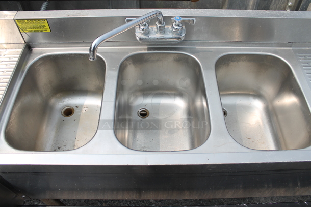 Krowne KR18-53C Stainless Steel Commercial 3 Bay Sink w/ Dual Drain Boards, Right Side Sink Bay and Speedwell.  - Image 4 of 6