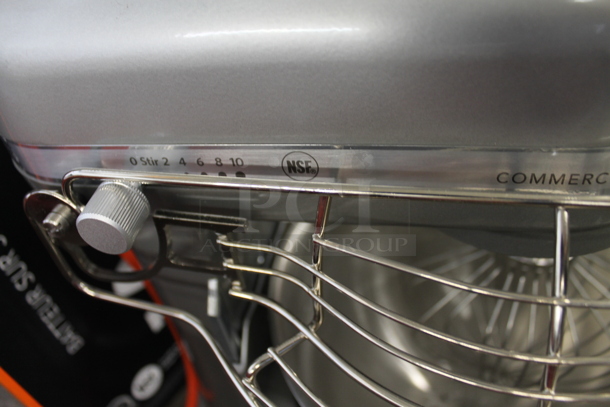 BRAND NEW SCRATCH AND DENT! KitchenAid KSMC895CU Metal Commercial Countertop 8 Quart Planetary Dough Mixer w/ Stainless Steel Mixing Bowl, Bowl Guard, Dough Hook, Paddle and Whisk Attachments. 120 Volts, 1 Phase.  Tested and Working! - Image 4 of 10