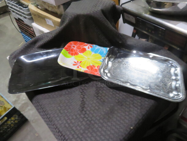 Assorted Serving Platter. 3XBID - Image 1 of 1