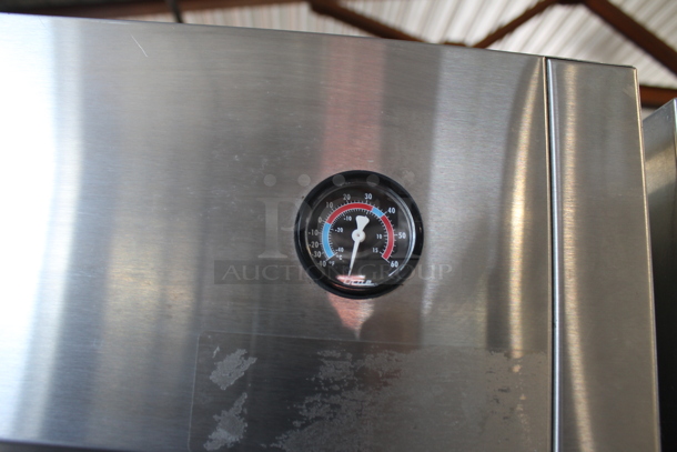 2014 True TG2R-2S ENERGY STAR Stainless Steel Commercial 2 Door Reach In Cooler w/ Poly Coated Racks on Commercial Casters. 115 Volts, 1 Phase. Tested and Working! - Image 4 of 11