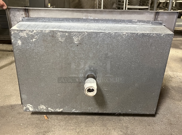 Stainless Ice/Beverage Holder w/Drain - Image 2 of 2