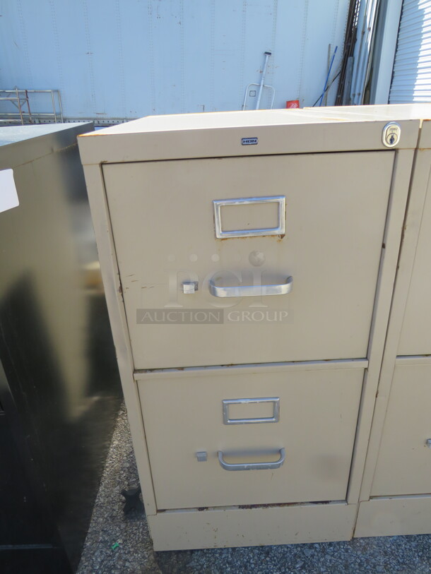 One Hon 2 Drawer Metal File Cabinet. 15X25X29