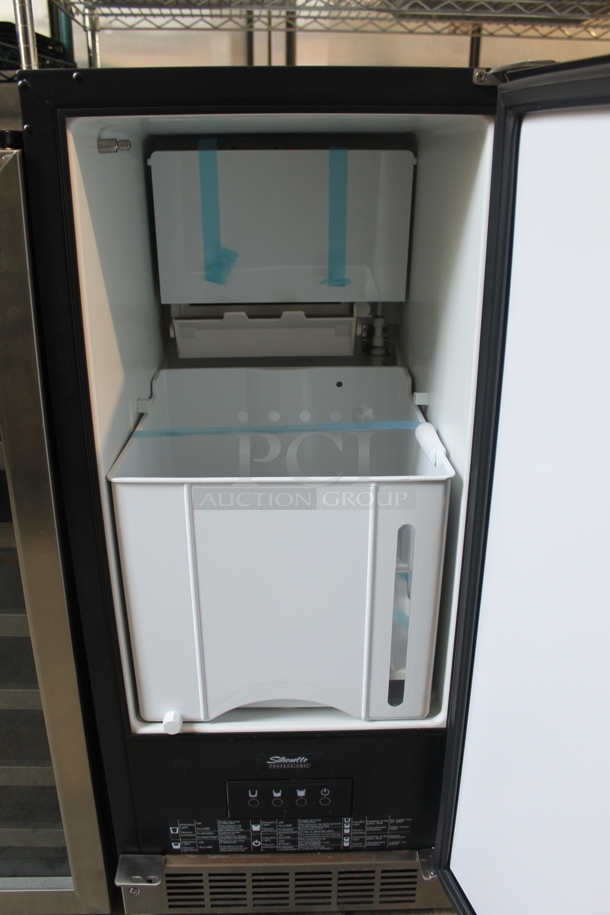 BRAND NEW SCRATCH AND DENT! Danby DIM32D1BSSPR Stainless Steel Commercial 32 Pound Slim Undercounter Self Contained Ice Machine. 115 Volts, 1 Phase. Tested and Working! - Image 4 of 11