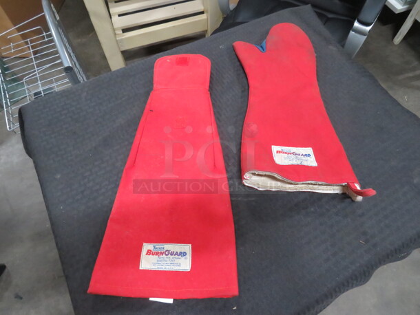 Burnguard Oven Mitt And Arm Sleeve. 2XBID - Image 1 of 1