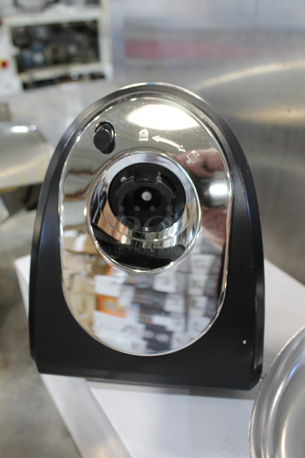 2 BRAND NEW SCRATCH AND DENT! Jasun JSMG 303 Stainless Steel Meat Grinder. 2 Times Your Bid! - Image 4 of 7