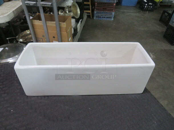 One Porcelain Square Server. 12X4X4. - Image 1 of 1