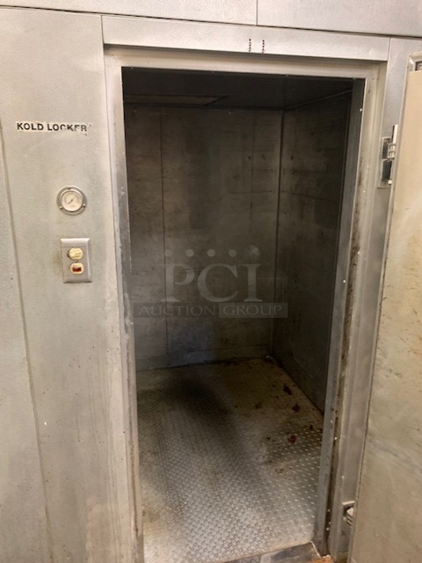 One Self Contained Walkin Cooler With NO Floor. Working When Removed. No Tag. 6X6X6 - Image 4 of 4