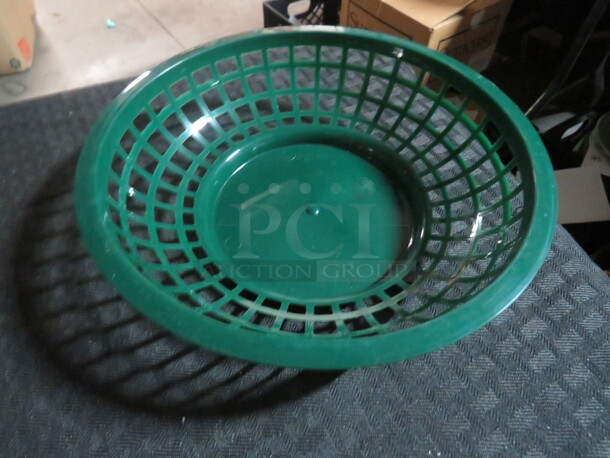 One Lot Of 32 Green 8 Inch Fast Food Baskets.
