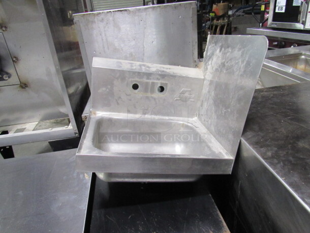 One 17X15 Stainless Steel Advance Tabco Hand Sink With Back Splash And Right Side Splash. - Image 1 of 1