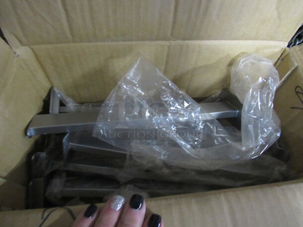 One NEW Box Of Merchandising Display Hangers. # RW12-SC - Image 3 of 3