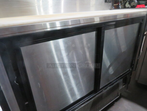 One Structural Concepts G-Series Combination Salad Prep/Refrigerated Self Serve Air Curtain Dual Service Merchandiser. Model# GP441RR. 208-230 Volt. 1 Phase. 51X51X56. $21,635.00. - Image 5 of 6