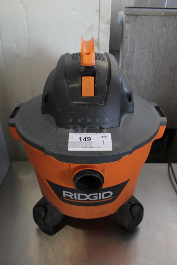 Rigid HD09001 Orange and Black Poly Wet Dry Shop Vac Vacuum Cleaner. 120 Volts, 1 Phase. Tested and Working! - Image 1 of 6