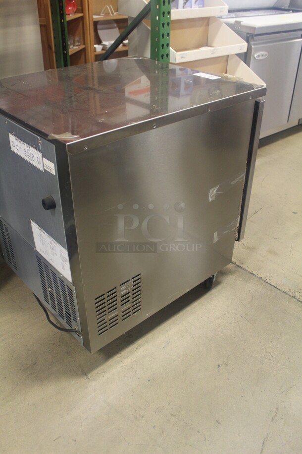 NEW! Victory Model BUR27SST Commercial Stainless Steel Single Door Undercounter Refrigerator/Cooler On Casters. 28x31.5x34. 115V/60Hz.  - Image 6 of 6