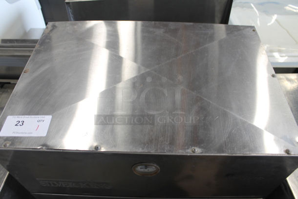 Silver King SK2SB Stainless Steel Commercial Countertop Lettuce Crisper. 115 Volts, 1 Phase. Tested and Powers On But Does Not Get Cold - Image 2 of 12