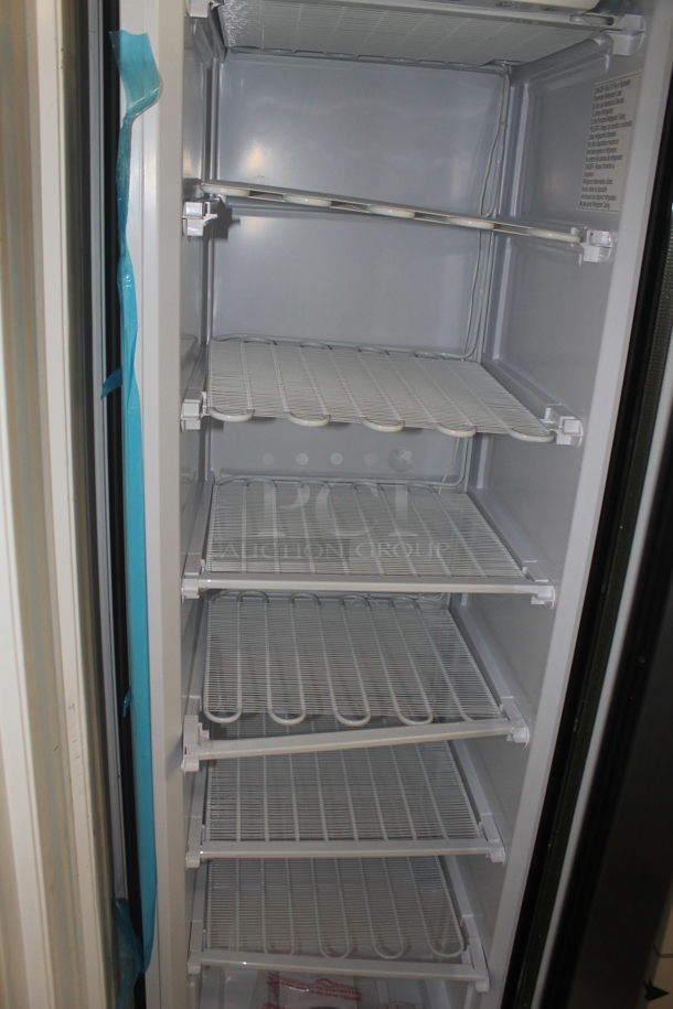 BRAND NEW SCRATCH AND DENT! KoolMore Metal Commercial Single Door Reach In Cooler w/ Poly Coated Racks. See Pictures For Glass Damage. 115 Volts, 1 Phase. Tested and Working! - Image 4 of 4