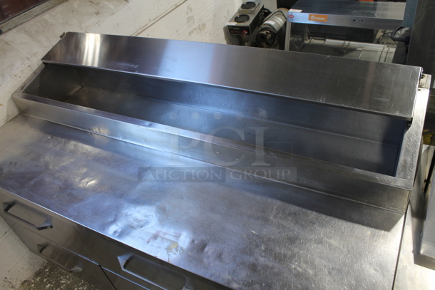 Stainless Steel Commercial Pizza Prep Table w/ 4 Drawers on Commercial Casters. 115 Volts, 1 Phase. Tested and Working! - Image 2 of 7