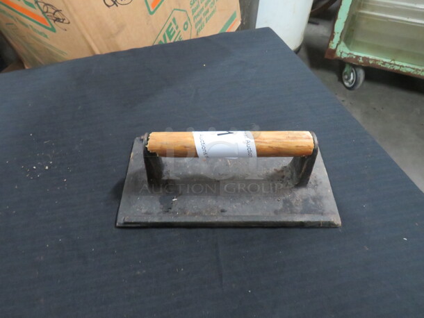 One Steak Weight. - Image 1 of 1