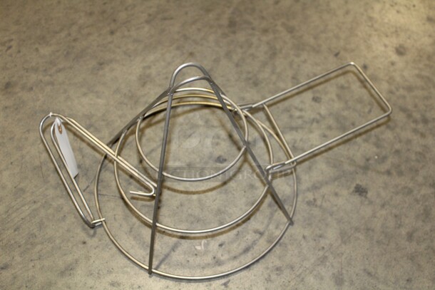 NEW! 7 Grease Filter Racks. 7X Your Bid!  - Image 1 of 2