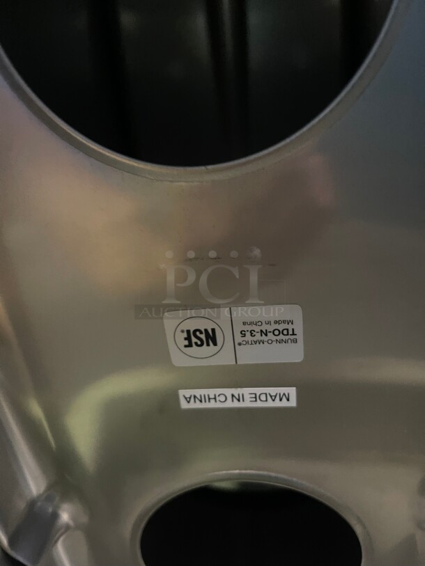 Nice! Bunn TDO-N-3.5 3.5 Gallon Narrow Commercial Iced Tea Dispenser with Pinch Tube Faucet NSF 6x15x22 - Image 5 of 9