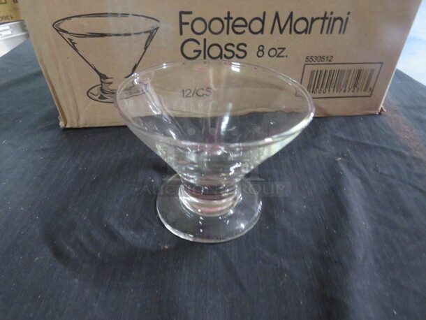 NEW 8oz Martini Glass. 9XBID