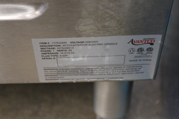 BRAND NEW SCRATCH AND DENT! Avantco 177EG30N Stainless Steel Commercial Countertop Electric Powered Flat Top Griddle w/ Thermostatic Controls. 208/240 Volts, 1 Phase. - Image 4 of 4