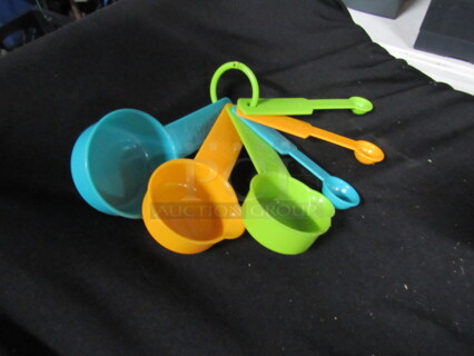 One Lot Of Measurers