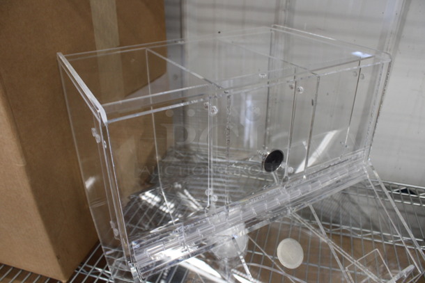 BRAND NEW IN BOX! Clear Poly Countertop 3 Compartment Bin w/ Lid. 15x15x15 - Image 4 of 6