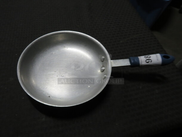 One Thermalloy 9 Inch Saute Pan With Kool Touch Handle. - Image 1 of 1