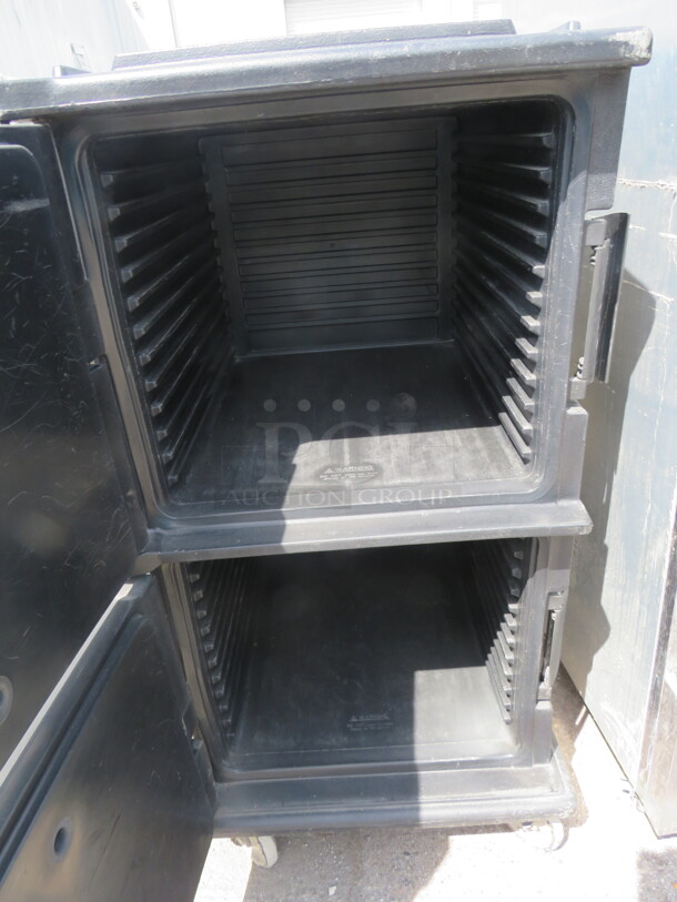 One Cambro Dual Door Food Transport On Casters. Model# UPC1600. 27X31.5X54 - Image 2 of 2