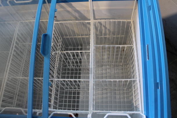 AHT RIO S 100 Metal Commercial Chest Freezer Merchandiser on Commercial Casters. 120 Volts, 1 Phase. Tested and Powers On But Does Not Get Cold - Image 4 of 12