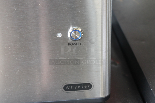 BRAND NEW SCRATCH AND DENT! Whynter ICR-300SS Portable Instant Ice Cream Maker Frozen Pan Roller in Stainless Steel. 115 Volts, 1 Phase. Tested and Working! - Image 2 of 5