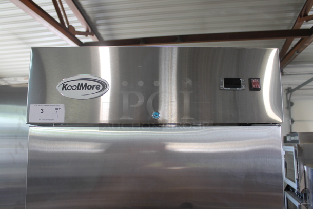 BRAND NEW SCRATCH AND DENT! 2023 KoolMore RIF-1D-SS Stainless Steel Commercial Single Door Reach In Freezer w/ Poly Coated Racks on Commercial Casters. 115 Volts, 1 Phase. Tested and Working! - Image 2 of 7