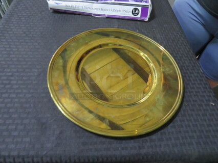 One NEW Vollrath Service Plate. #82160