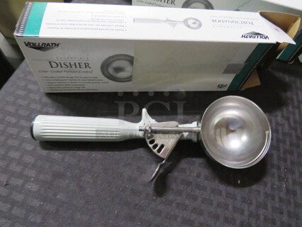 One NEW Vollrath Disher. #47148