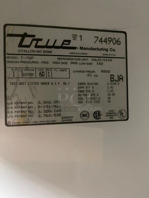 Working! True T-72F 79 inch Three Section Reach In Commercial Freezer, (3) Solid Doors, 115/22- Volt 1 Phase  NSF Tested and Working! - Image 3 of 8