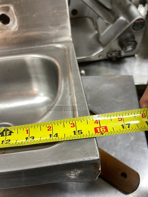 Commercial Stainless Steel Hand Sink NSF Approved To Be Used at Restaurant Establishments - Image 5 of 7