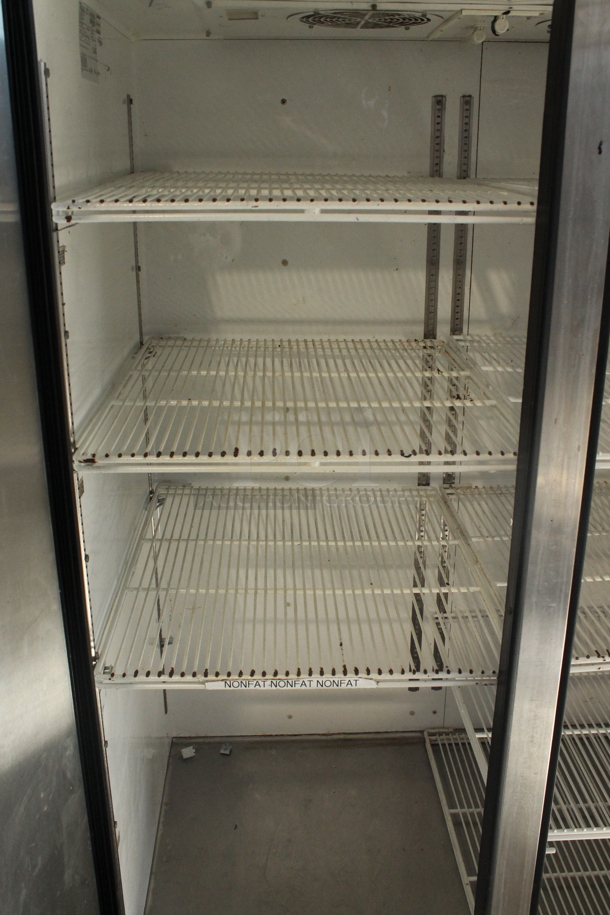 True TG2R-2S ENERGY STAR Stainless Steel Commercial 2 Door Reach In Cooler w/ Poly Coated Racks on Commercial Casters. 115 Volts, 1 Phase. Tested and Working! - Image 5 of 9