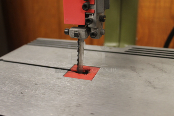 Rockwell RK7453 Shop Series Countertop Band Saw on Stand. 120 Volts, 1 Phase. - Image 4 of 6