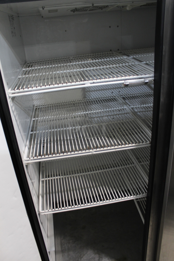 2011 True TG2R-2S Stainless Steel Commercial 2 Door Reach In Cooler w/ Poly Coated Racks on Commercial Casters. 115 Volts, 1 Phase. Tested and Working! - Image 5 of 7