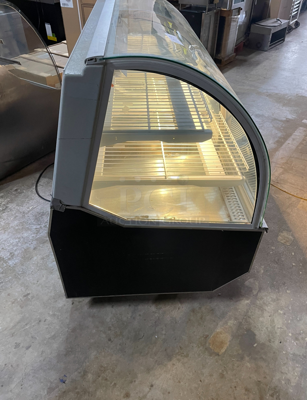 Turbo Air Beautiful Curved Glass Display Case, Half cold half dry. Tested WORKS GREAT. - Image 4 of 6