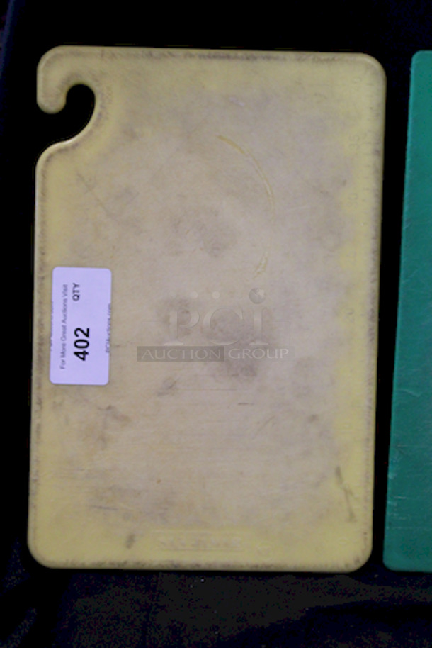Cutting Boards With Holder. 4x Your Bid Yellow and Green Boards are 18x12-1/2 White Board is Approx. 24x10 - Image 3 of 6
