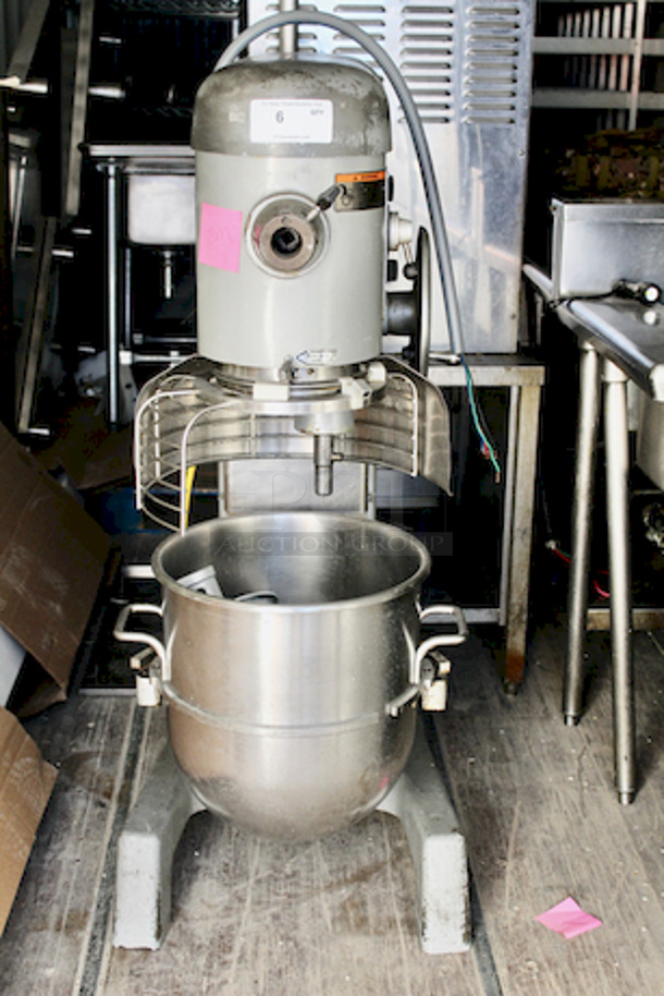 AMAZING! Hobart Model D340 40 Quart Mixer With 15 Min timer, Push Button on/off switches, 208v/3ph/60hz/1.5hp/5amp 575 lbs, Includes: SS Bowl, (2) Flat beaters &  Dough hook - 22 1/4" W x 30 1/4" D x 50 7/8" H - Image 1 of 8