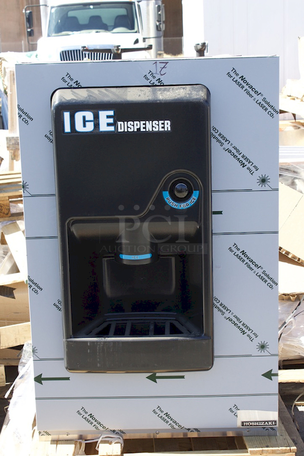 BRAND NEW SCRATCH & DENT! Hoshizaki DB-200H Hotel Ice Dispenser - 200 lb. 115V - Image 4 of 6