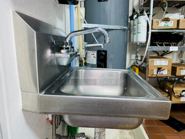SWEEEEEET Stainless Steel Hand Wash Station. 17x15x12 - Image 4 of 5